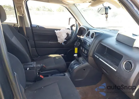 2016 Jeep Patriot Sport из США, поврежденный, VIN 1C4NJPBA1GD687882